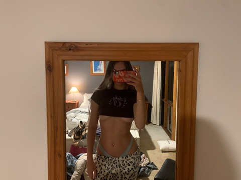 @lily.burchett leak Onlyfans content for free 

 picture 2