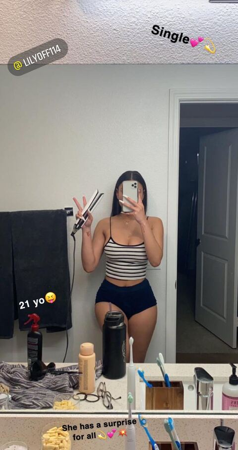 lilyflow (Lily) OnlyFans Leaks 

 picture 2