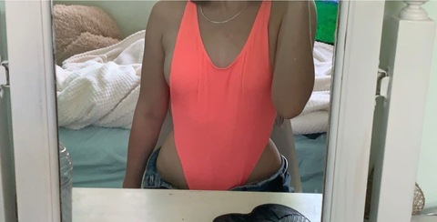 lilytownsenddd OnlyFans Leak (14 Photos and 0 Videos) 

 picture 2