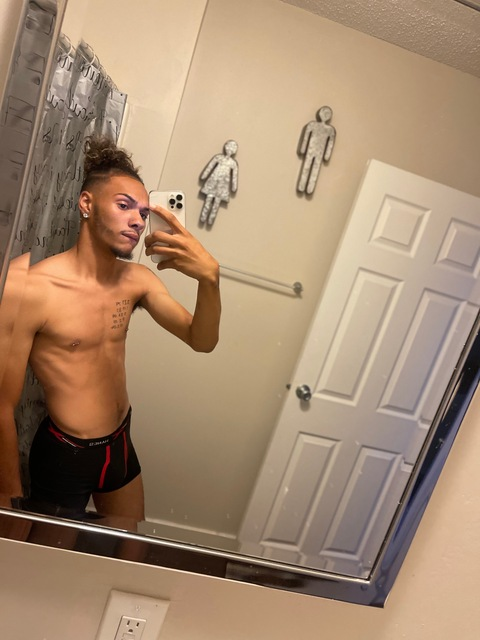 Free access to @lilzayyraps (Lil Zayy) Leaks OnlyFans 

 picture 2