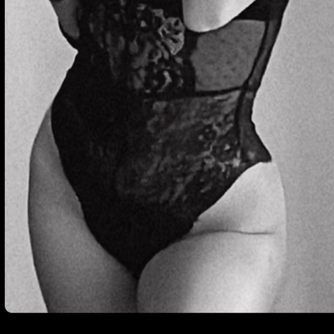 Onlyfans leak linagonza 

 picture 2