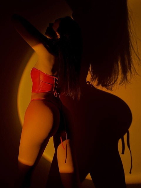 lindaevensee OnlyFans Leak 

 picture 2