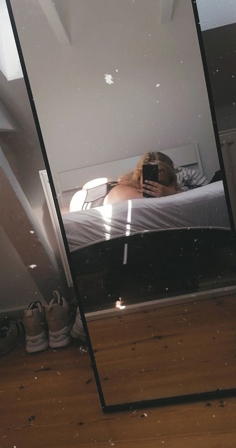 Onlyfans leaked lineavj 

 picture 2