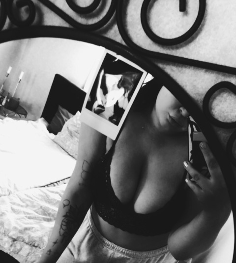 Get Free access to @linnpaulina (Paulina) Leaks OnlyFans 

 picture 2