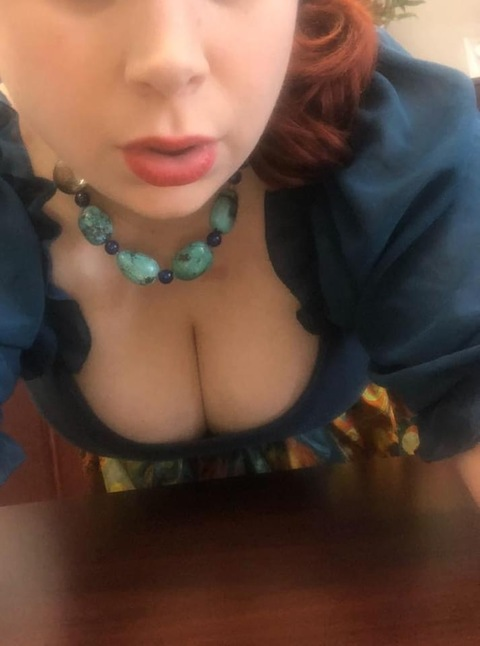 View LipsTitsNFishnets (lipstitsnfishnets) OnlyFans 341 Photos and 4 Videos for free 

 picture 2