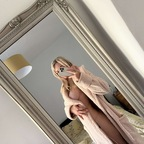 Onlyfans free content lisa__anne 

 picture 1