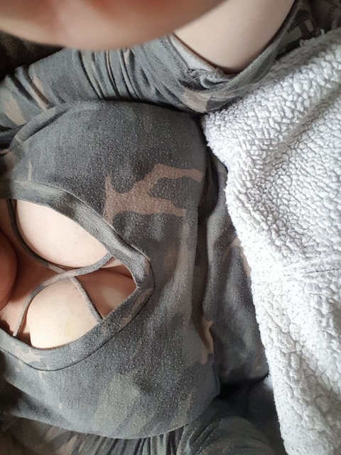 little_red_420 (Little_red_420) OnlyFans Leaked Pictures and Videos 

 picture 2