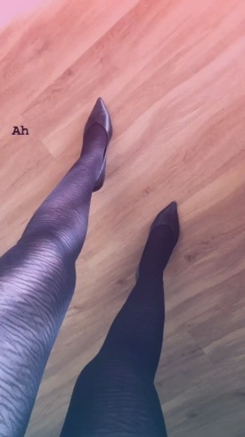 Download littleraspberry OnlyFans videos and photos for free 

 picture 2