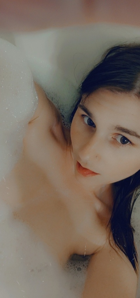 littlerebel1993 OnlyFans Leaked (192 Photos and 22 Videos) 

 picture 2