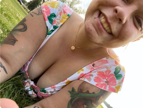 Download littletoesbigbutt OnlyFans videos and photos free 

 picture 2