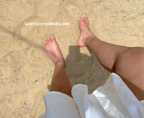 livvyliv98 OnlyFans Leak (48 Photos and 58 Videos) 

 picture 2