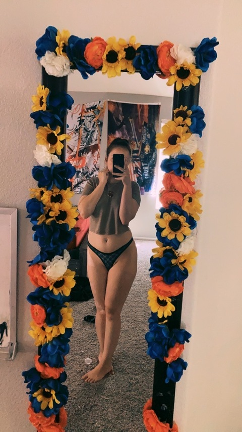 @livy2021bae leak Onlyfans content for free 

 picture 2
