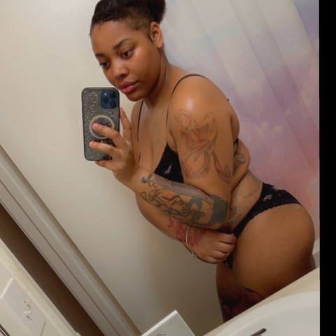 View liyuhjuhnell OnlyFans content for free 

 picture 2