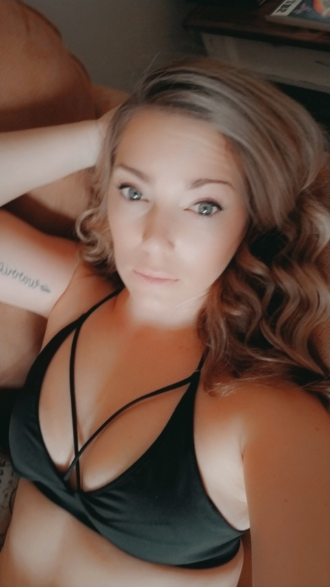 @lizabeth31 leaked Onlyfans videos and photos for free 

 picture 2