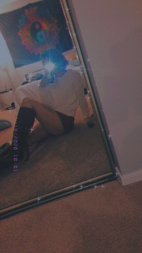 View lizparker29475938 OnlyFans videos and photos for free 

 picture 2