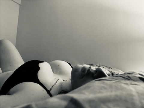 Download lizzinked OnlyFans videos and photos for free 

 picture 2