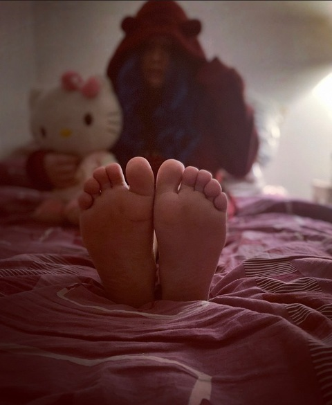 View lizzzandbeth OnlyFans content for free 

 picture 2