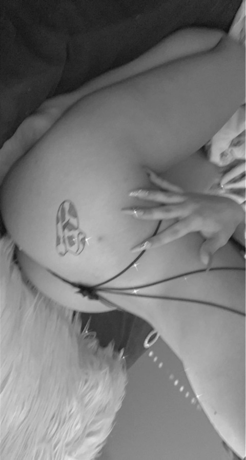 Download lluvzoerose OnlyFans videos and photos for free 

 picture 2