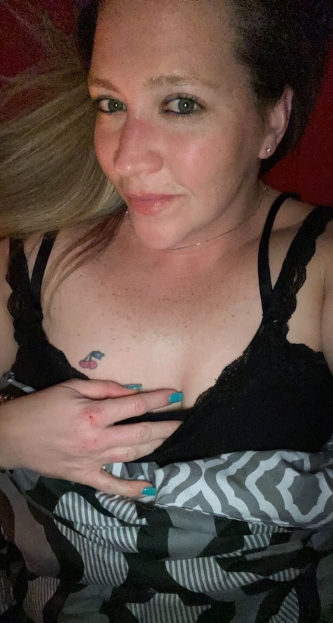 lnbtallcurvy381214 OnlyFans Leak (31 Photos and 12 Videos) 

 picture 2