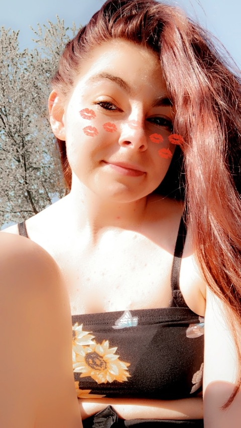 Onlyfans free content lola_fire20 

 picture 2