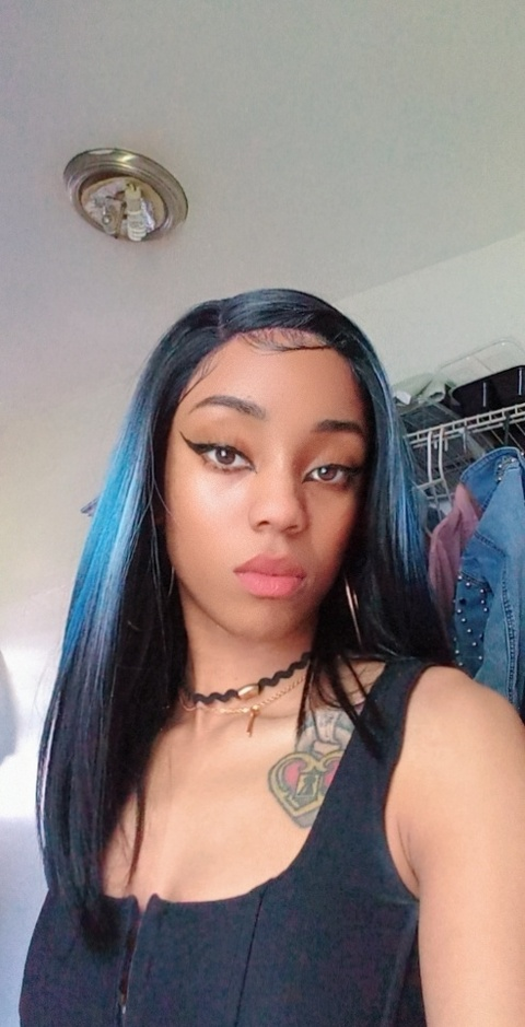 lola_lovesu (Lola Love) OnlyFans Leaks 

 picture 2