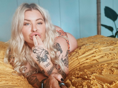 lolabanksloves (lolabanksloves) free OnlyFans Leaked Content 

 picture 2