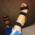 lolabearsfeet OnlyFans Leaks (13 Photos and 6 Videos) 

 picture 1