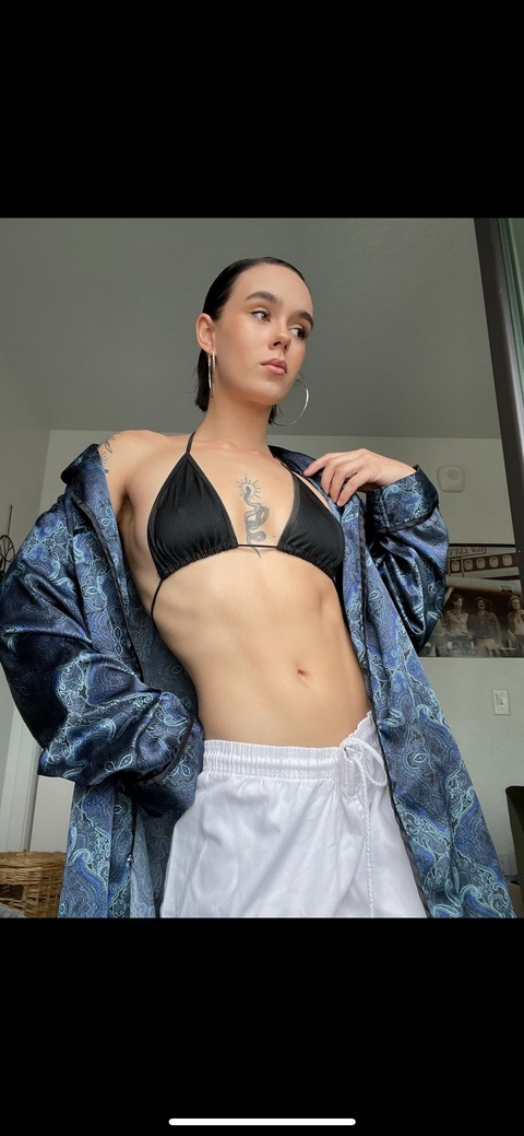 View lolabythekinks OnlyFans content for free 

 picture 2