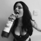 View 𝔏𝔬𝔩𝔞 𝔏𝔬𝔫𝔡𝔬𝔫🍾✨ (lolafromlondon) OnlyFans 79 Photos and 39 Videos leaked 

 picture 1