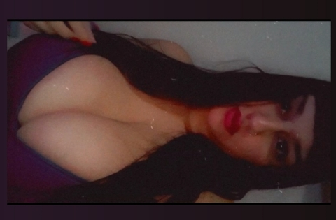 View lololove96 (LOLOLOVE😈💕💕❤💕💕) OnlyFans 24 Photos and 11 Videos gallery 

 picture 2