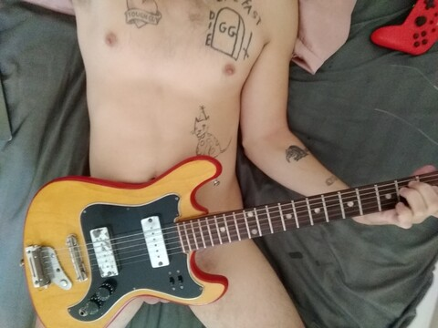 View lonelyrocknroller OnlyFans content for free 

 picture 2
