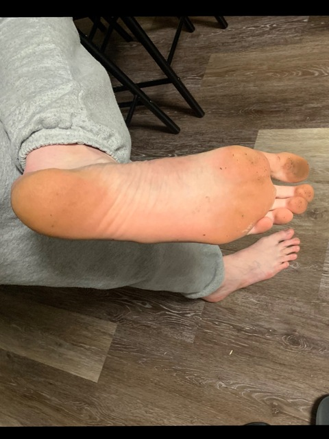 longlankyfeet OnlyFans Leak (48 Photos and 28 Videos) 

 picture 2