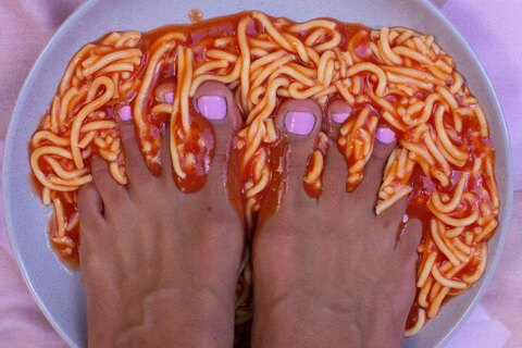 Onlyfans leaked longtoekinkyhoe 

 picture 2