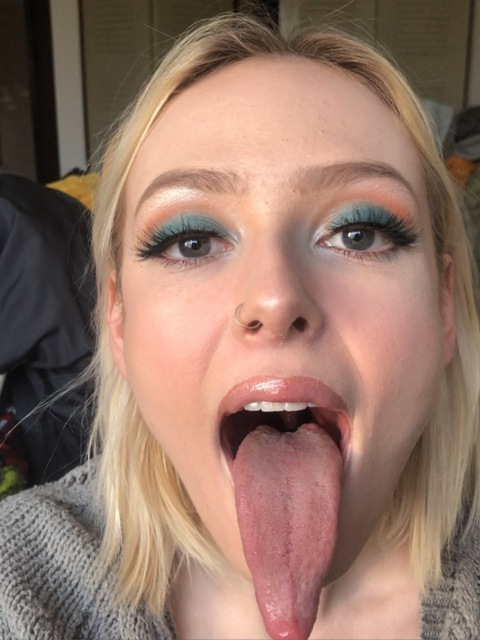 @longtonguegod3ss leaked Onlyfans photos free 

 picture 2
