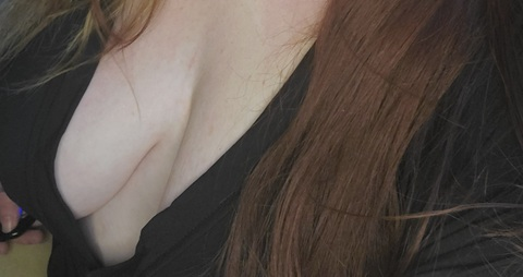 Download lonnielikeconnie OnlyFans content free 

 picture 2