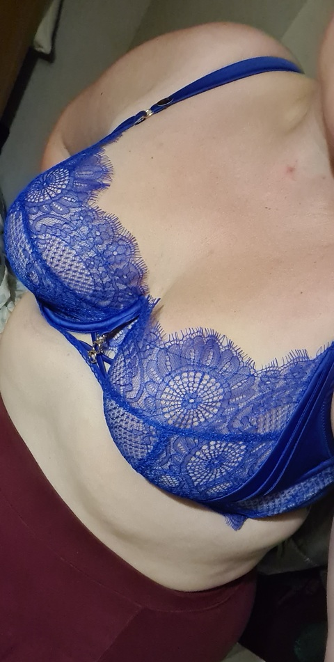 looby_lou_92 (LoobyLou) free OnlyFans Leaked Content 

 picture 2