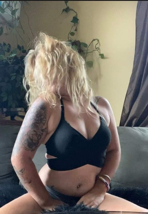 @loosemarbles leak Onlyfans videos for free 

 picture 2