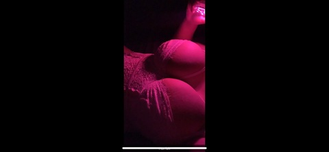 lorenza09 OnlyFans Leaked 

 picture 2