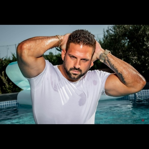 View lorenzoviota (Lorenzo Viota [+18]) OnlyFans 453 Photos and 377 Videos for free 

 picture 2