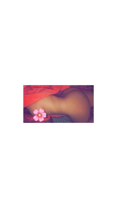 lou.lou21 OnlyFans Leak 

 picture 2