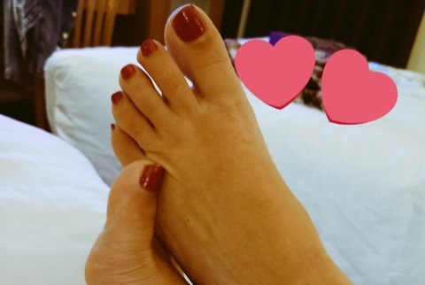louisebootyxox OnlyFans Leaked 

 picture 2