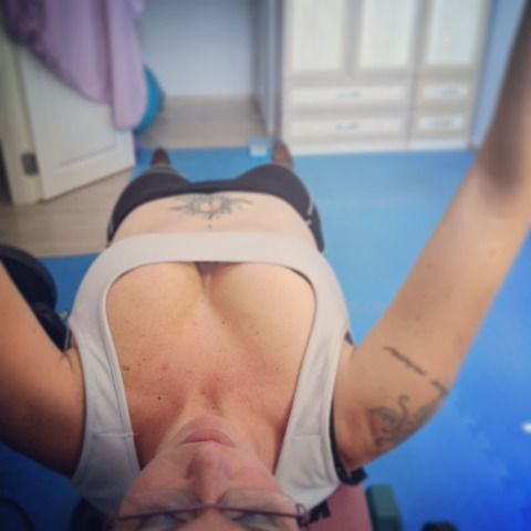 View louroar (Lou roar) OnlyFans 145 Photos and 17 Videos for free 

 picture 2