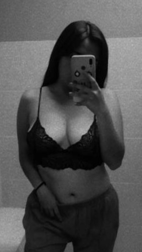 Download lousan_19 OnlyFans videos and photos free 

 picture 2