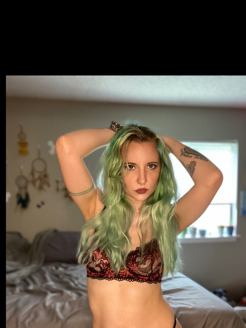Onlyfans leaks lov3mily 

 picture 2