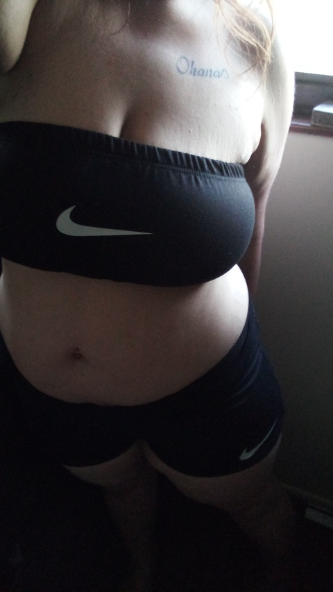 love_callin_u_daddy (QueenB) free OnlyFans Leaked Pictures & Videos 

 picture 2