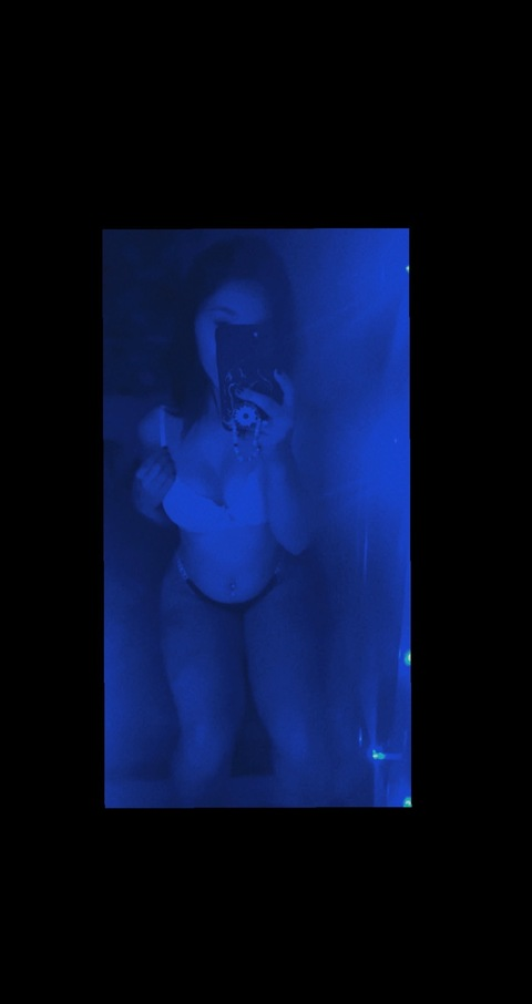 lovebug.6969 OnlyFans Leak (21 Photos and 0 Videos) 

 picture 2