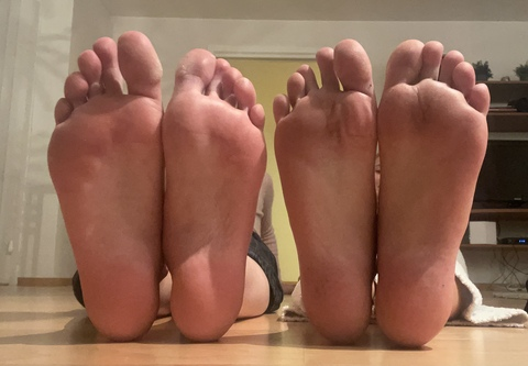 Onlyfans free content lovefeet321 

 picture 2