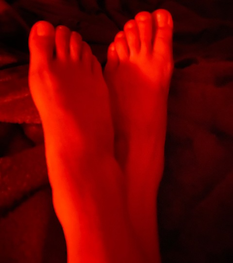 lovelbones OnlyFans Leak 

 picture 2