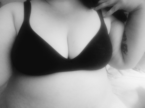 loveleebbw42 OnlyFans Leaked (41 Photos and 12 Videos) 

 picture 2