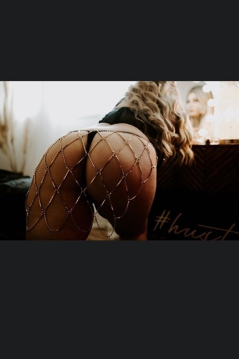 Download lovely_lindz OnlyFans content for free 

 picture 2